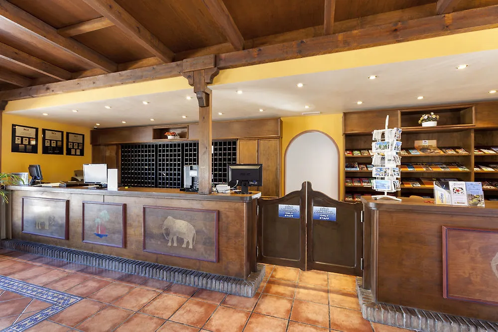 皇冠度假俱乐部三角马尔酒店 Sitio de Calahonda 西班牙